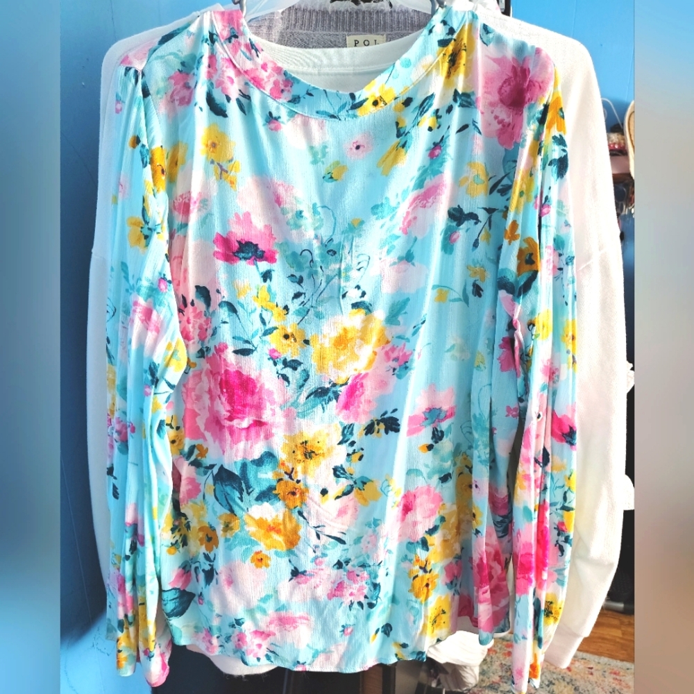 Emily Wonder NWOT Bright Floral Blouse - Picture 5 of 6